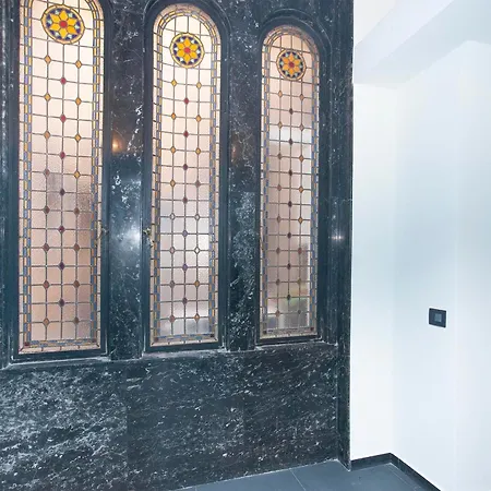 Apartment Eleven